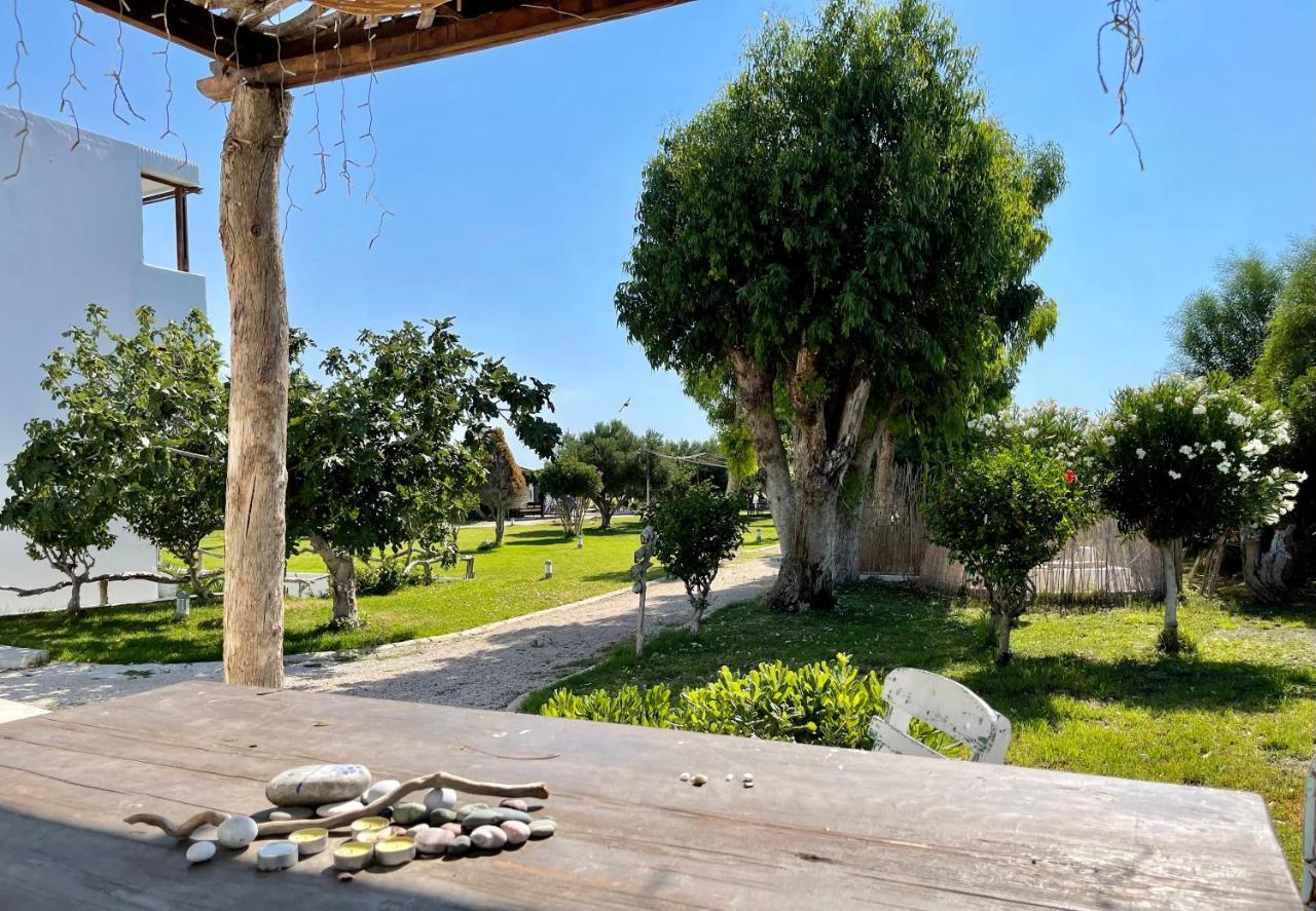 Eco Beach And Magic Garden Hotel Gennadi Exteriör bild